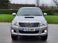 USED 2015 15 TOYOTA HI-LUX 3.0 INVINCIBLE 4X4 D-4D DCB 169 BHP CRUISE CONTROL + BULL BARS + TOWBAR