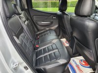 USED 2015 65 MITSUBISHI L200 2.4 DI-D 4X4 BARBARIAN DCB 178 BHP FULL LEATHER + SAT NAV + P, SENSORS