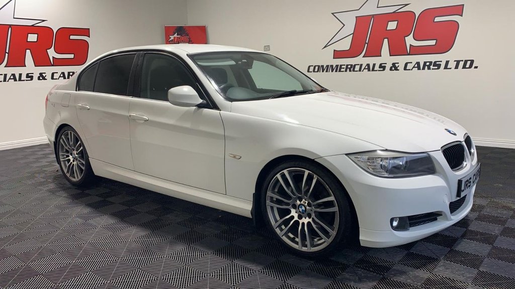 View our BMW 3 SERIES