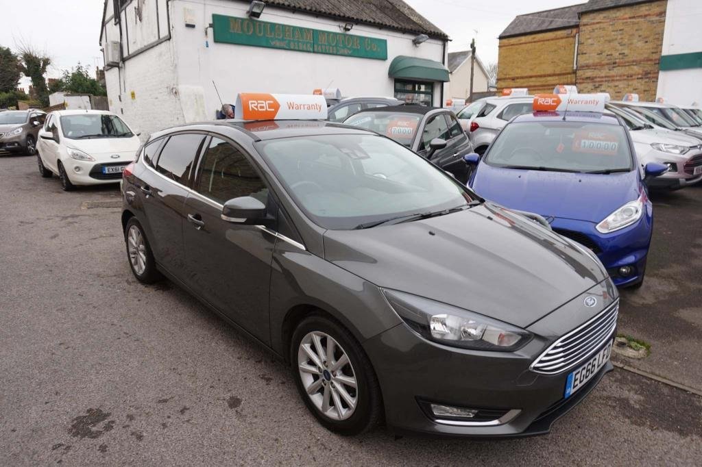 View our FORD FOCUS