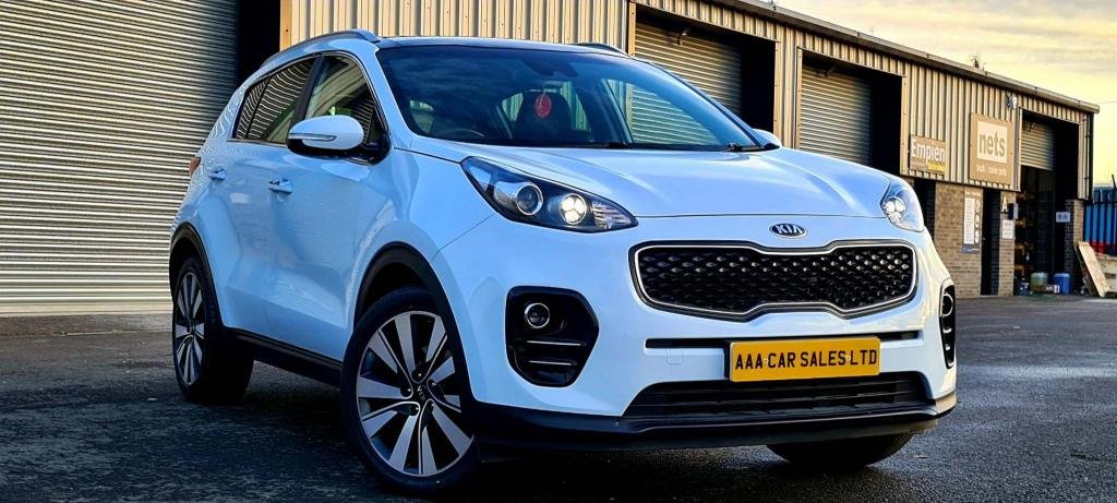 View our KIA SPORTAGE