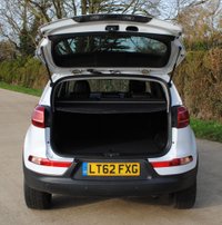 USED 2012 62 KIA SPORTAGE 2.0 CRDI KX-3 SAT NAV 5d 134 BHP www.suffolkcarcentre.co.uk - Located at Ilketshall