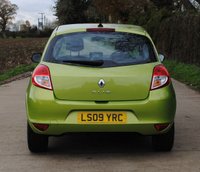 USED 2009 09 RENAULT CLIO 1.1 DYNAMIQUE 16V 5d 74 BHP www.suffolkcarcentre.co.uk - Located at Ilketshall