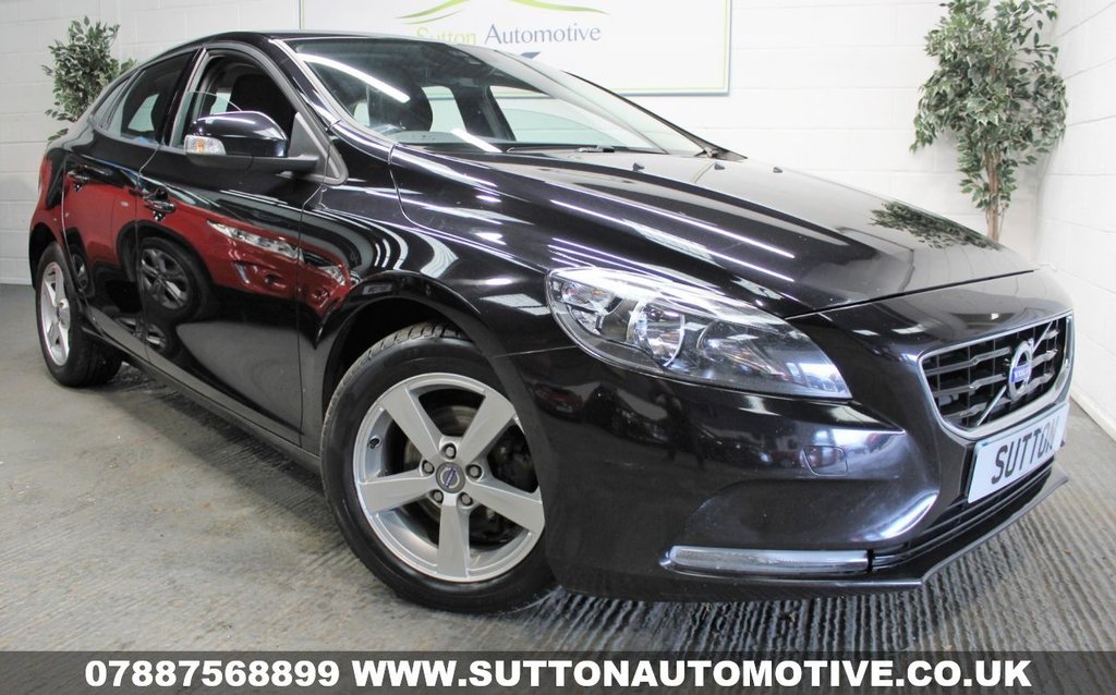 View our VOLVO V40