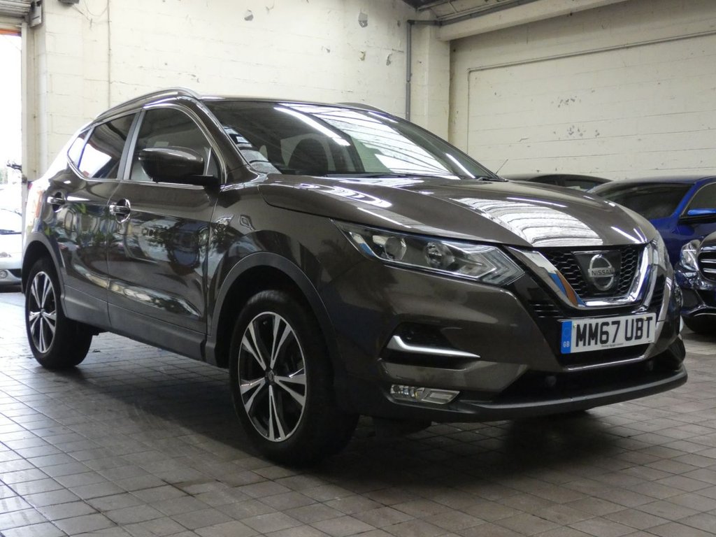 View our NISSAN QASHQAI