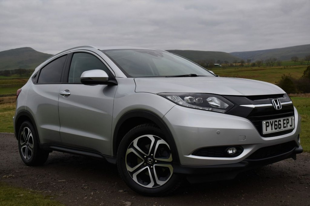 View our HONDA HR-V