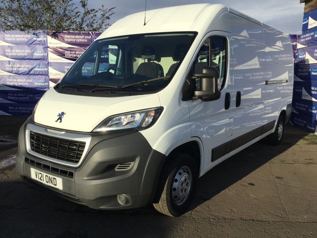View our PEUGEOT BOXER