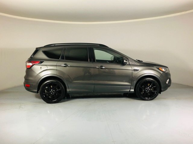 View our FORD KUGA