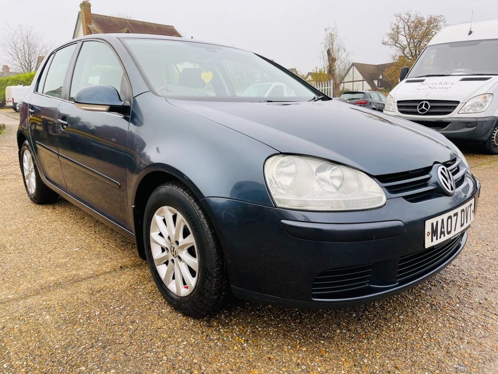 View our VOLKSWAGEN GOLF