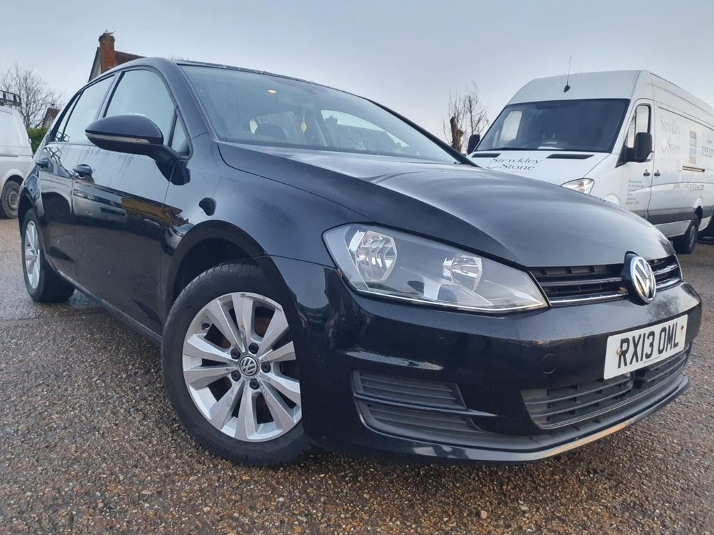 View our VOLKSWAGEN GOLF