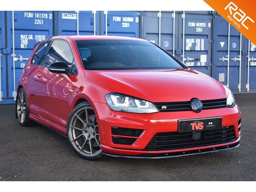 View our VOLKSWAGEN GOLF