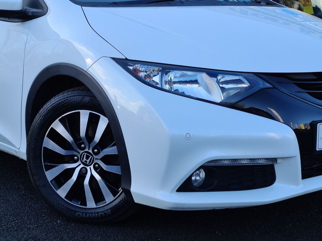 15 Honda Civic I Dtec Se Plus T Tourer 7 995