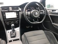USED 2018 67 VOLKSWAGEN GOLF 2.0 R TSI DSG 5d 306 BHP Low mleage Golf R with the virtual cockpit and Vw history
