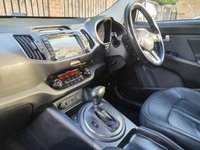 USED 2012 62 KIA SPORTAGE 2.0 CRDI KX-3 SAT NAV 5d 134 BHP 