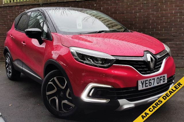 View our RENAULT CAPTUR