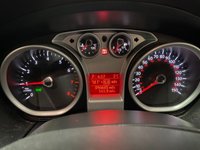 USED 2010 60 FORD FOCUS 1.6 ZETEC ESTATE AUTOMATIC......