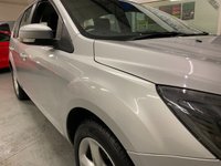 USED 2010 60 FORD FOCUS 1.6 ZETEC ESTATE AUTOMATIC......