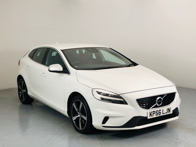 View our VOLVO V40