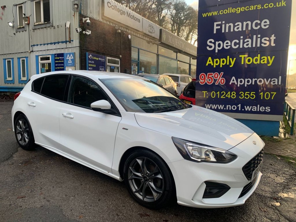 View our FORD FOCUS