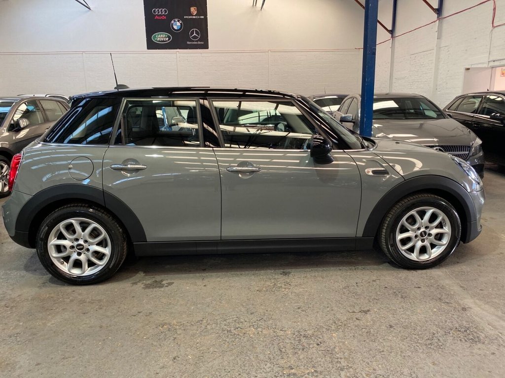 View our MINI HATCH COOPER