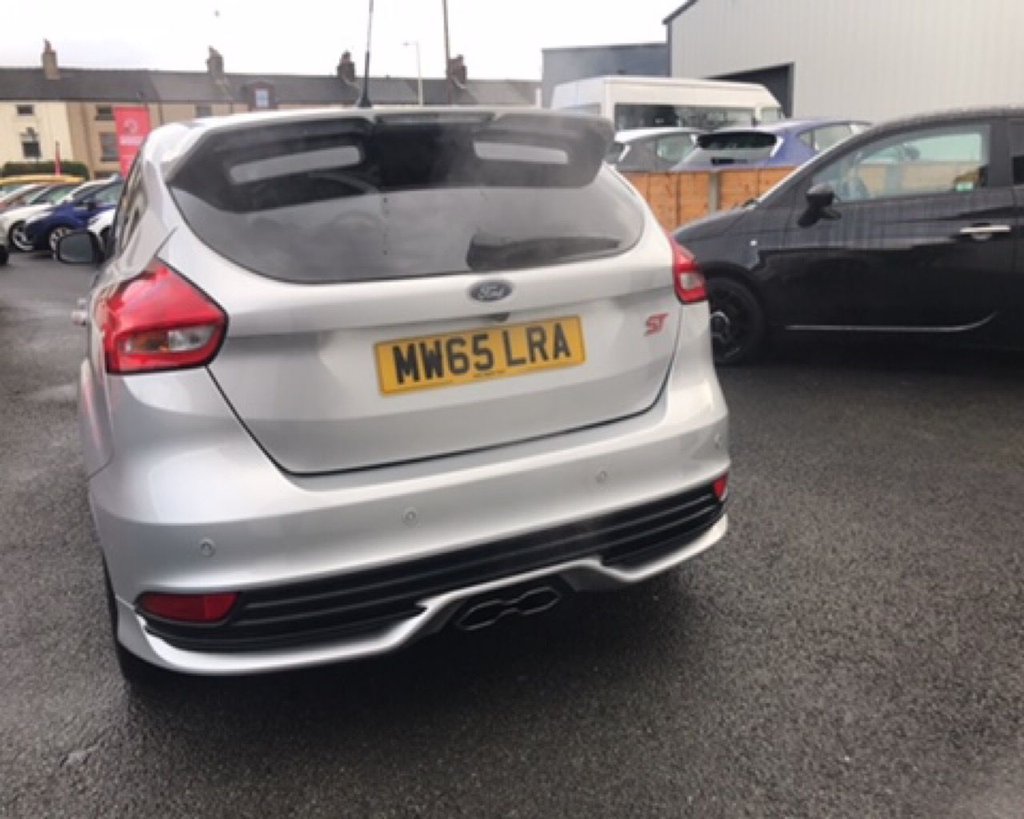 15 Ford Focus St 3 13 500