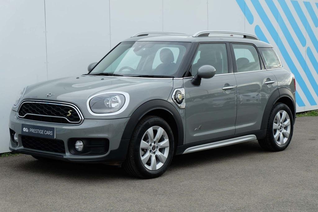 View our MINI COUNTRYMAN