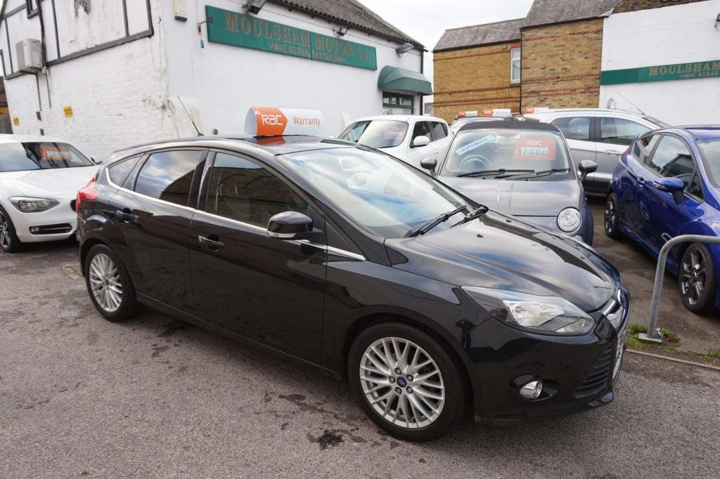 View our FORD FOCUS