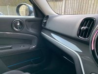 USED 2017 17 MINI COUNTRYMAN 2.0 COOPER SD 5d AUTO 188 BHP 