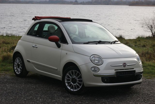 2009 59 Fiat 500 1.4 C LOUNGE 3d 99 BHP