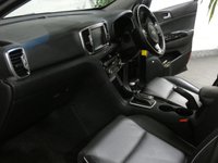 USED 2018 67 KIA SPORTAGE 2.0 CRDI KX-3 5d 134 BHP SAT NAV PANORAMIC ROOF LEATHER
