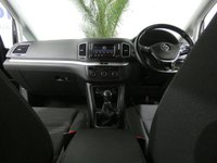 USED 2017 67 VOLKSWAGEN SHARAN 2.0 SE TDI BLUEMOTION TECHNOLOGY 5d 148 BHP 7 SEATS 1 OWNER FSH