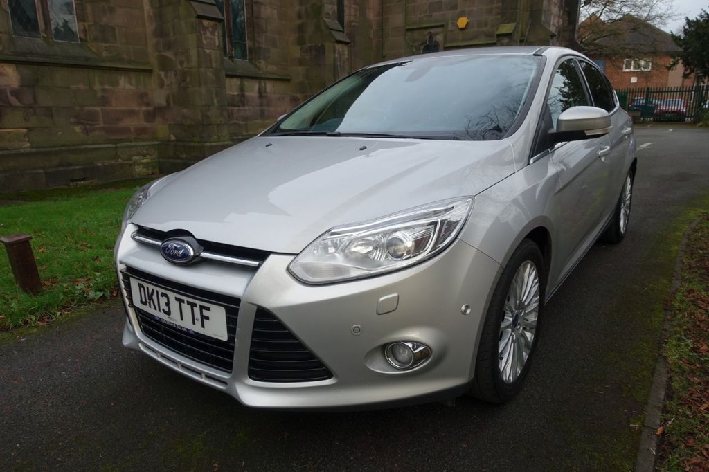 View our FORD FOCUS
