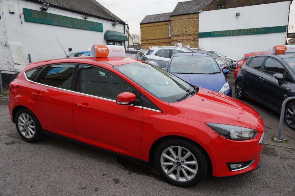 View our FORD FOCUS