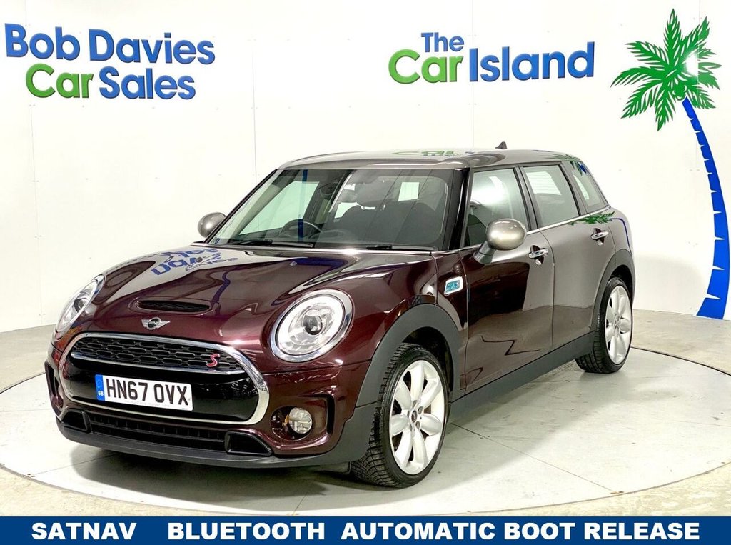 View our MINI CLUBMAN