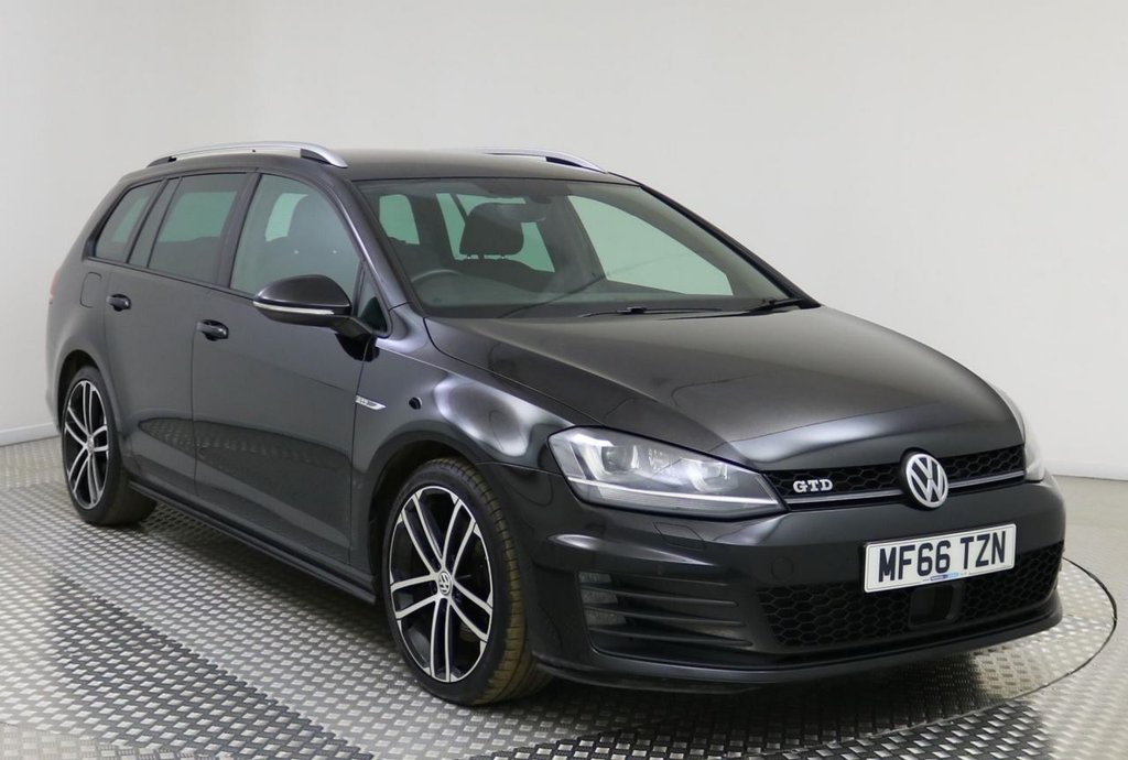 View our VOLKSWAGEN GOLF