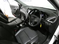 USED 2017 HYUNDAI SANTA FE 2.2 CRDI PREMIUM BLUE DRIVE 5d 197 BHP 7 SEATS SAT NAV LEATHER