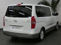 USED 2019 69 HYUNDAI i800 2.5 CRDI SE NAV 5d 134 BHP 8 SEATS SAT NAV 1 OWNER FSH