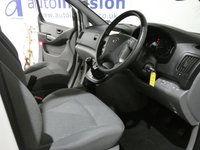 USED 2019 69 HYUNDAI i800 2.5 CRDI SE NAV 5d 134 BHP 8 SEATS SAT NAV 1 OWNER FSH