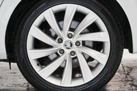 USED 2017 17 SKODA SUPERB 2.0 SE BUSINESS TDI 5d 148 BHP 