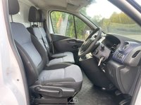 USED 2017 17 VAUXHALL VIVARO 1.6 L1H1 2700 CDTI 95 [ MOBILE WORKSHOP RACKING ] SWB L/ROOF P/V 