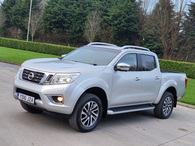 2016 16 Nissan Np300 Navara 2.3 DCI TEKNA 4X4 SHR DCB 190 BHP