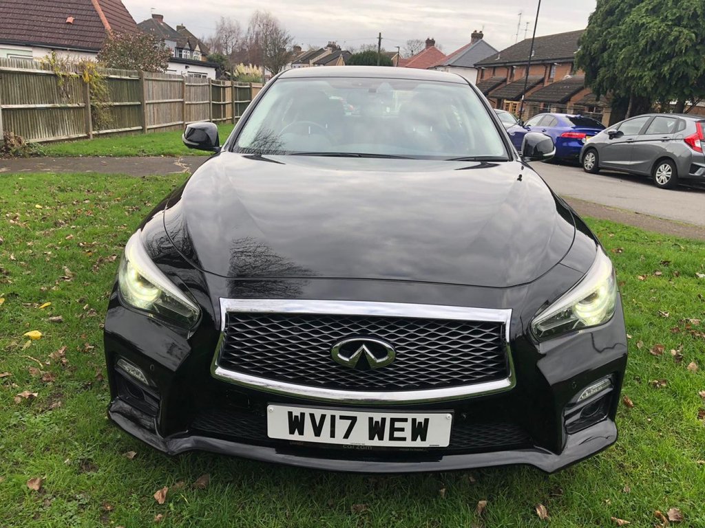 View our INFINITI Q50