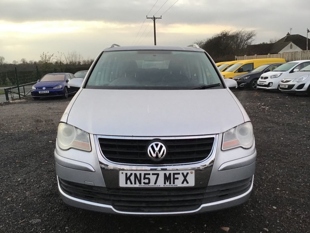 View our VOLKSWAGEN TOURAN