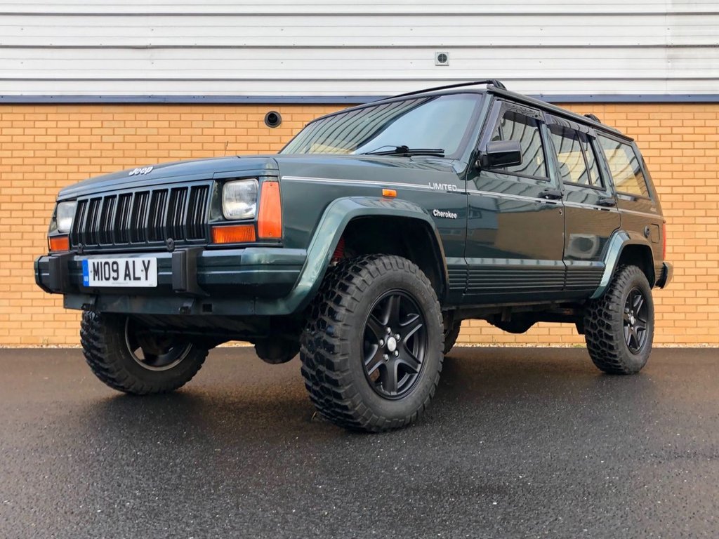 USED 1994 M JEEP CHEROKEE XJ LIMITED // 4x4 // 4.0L 181 BHP // LPG // Px swap 
