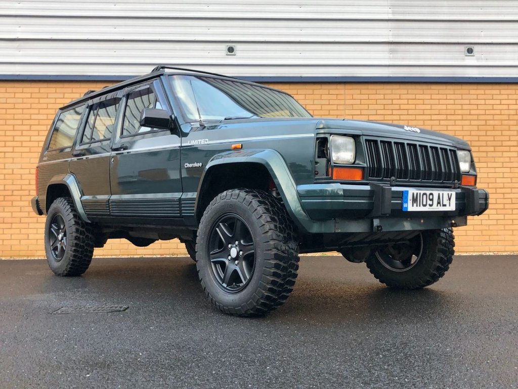 USED 1994 M JEEP CHEROKEE XJ LIMITED // 4x4 // 4.0L 181 BHP // LPG // Px swap 