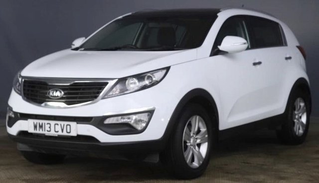 2013 13 Kia Sportage 1.6 GDi 2 2WD ISG 5d 133 BHP ECO DYNAMIC 'ONLY 46,600 MILES//X7 SERVICE STAMPS//PANORAMIC SUNROOF//1/2 LEATHER//CRUISE //BLUETOOTH//REAR PARK ASSIST