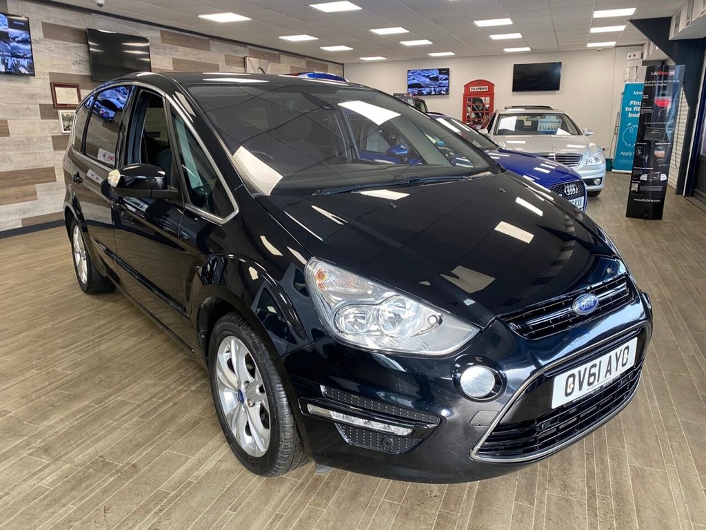 View our FORD S-MAX
