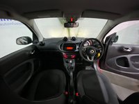 USED 2017 66 SMART FORTWO 1.0 PASSION 2d 71 BHP &pound;0 ROAD TAX EXCELLENT EXAMPLE 1 OWNER FSH