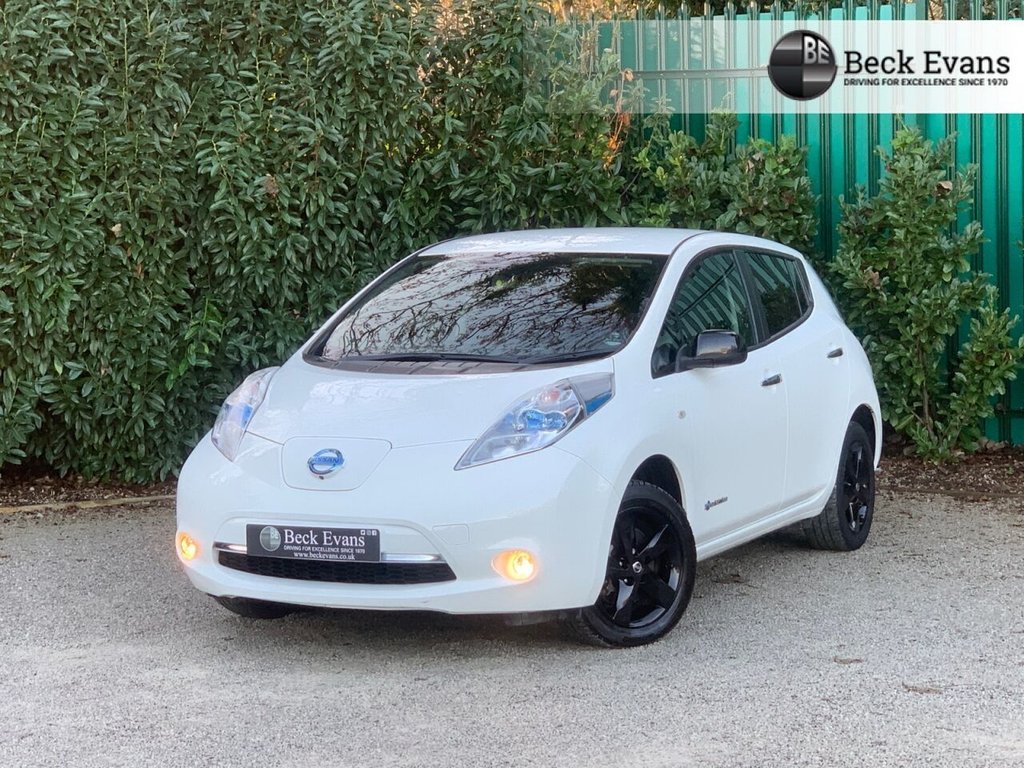 View our NISSAN LEAF