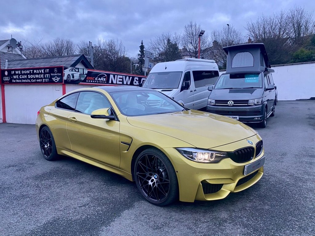 USED 2019 BMW M4 3.0 M4 COMPETITION 2d 444 BHP HEADS UP DISPLAY